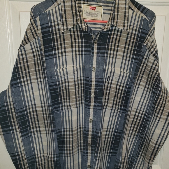 Levi's Other - *Vintage* Levi's Plaid Button Up Shirt, Size Large